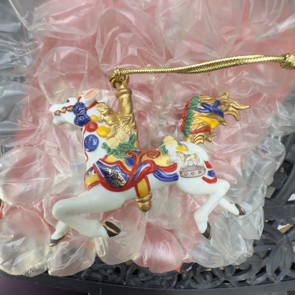 2000‎ Breyer Carousel Horse Ornament 700500 50th Anniversary Golden Christmas